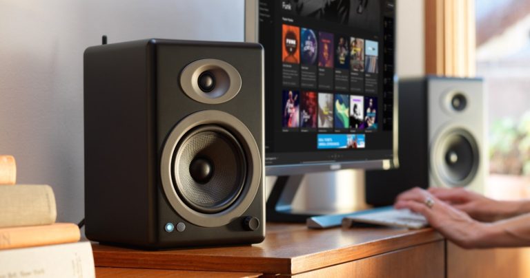 How to Connect Powered Speakers to Your TV Using HDMI 
