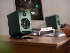 Why High-End Speakers Use External Power Supplies for Better Sound
