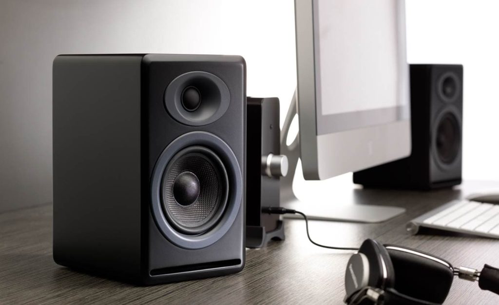 Audioengine P4 Review – Bass Head Speakers